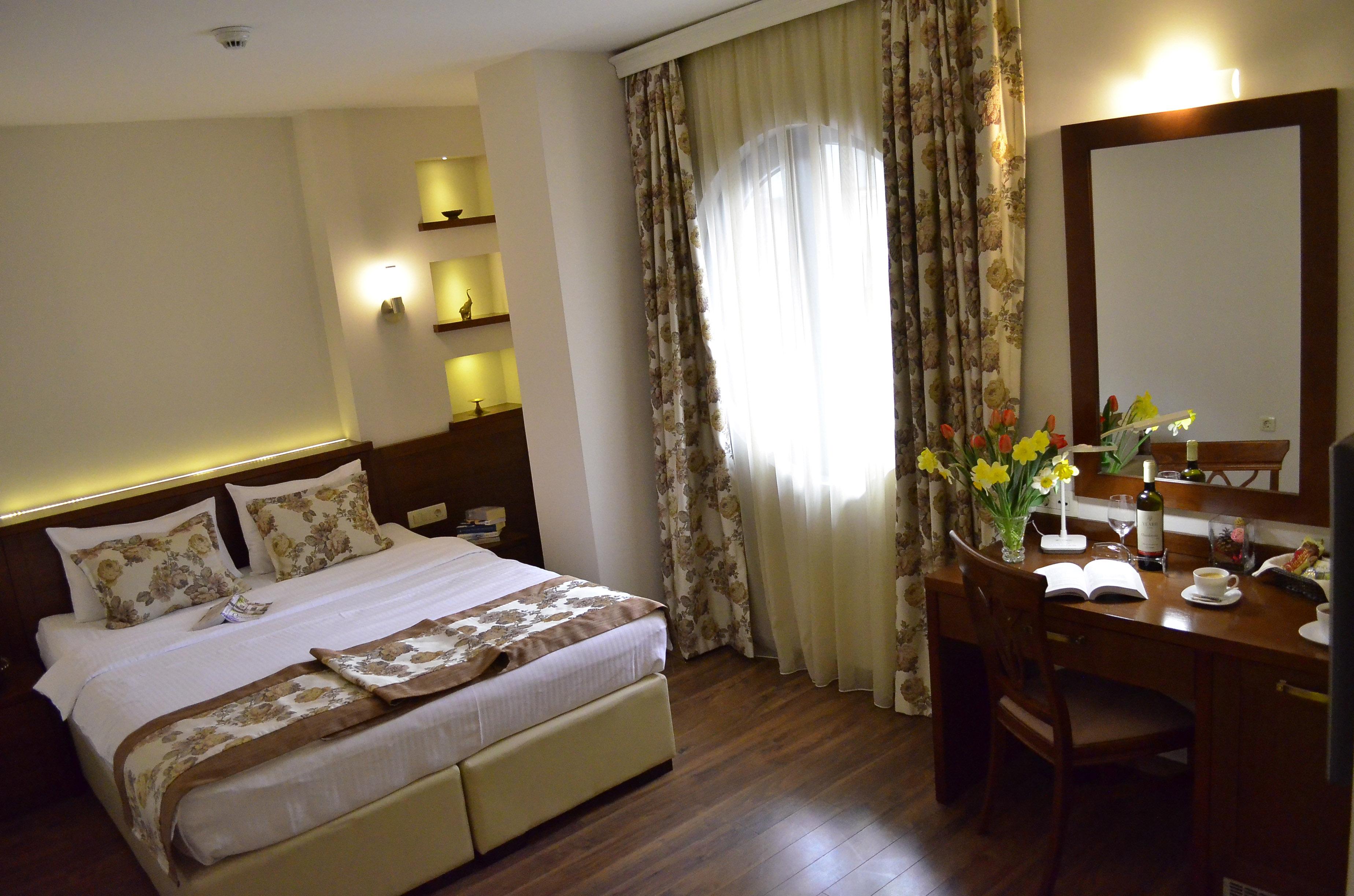 Hotel Vlaho Skopje Luaran gambar