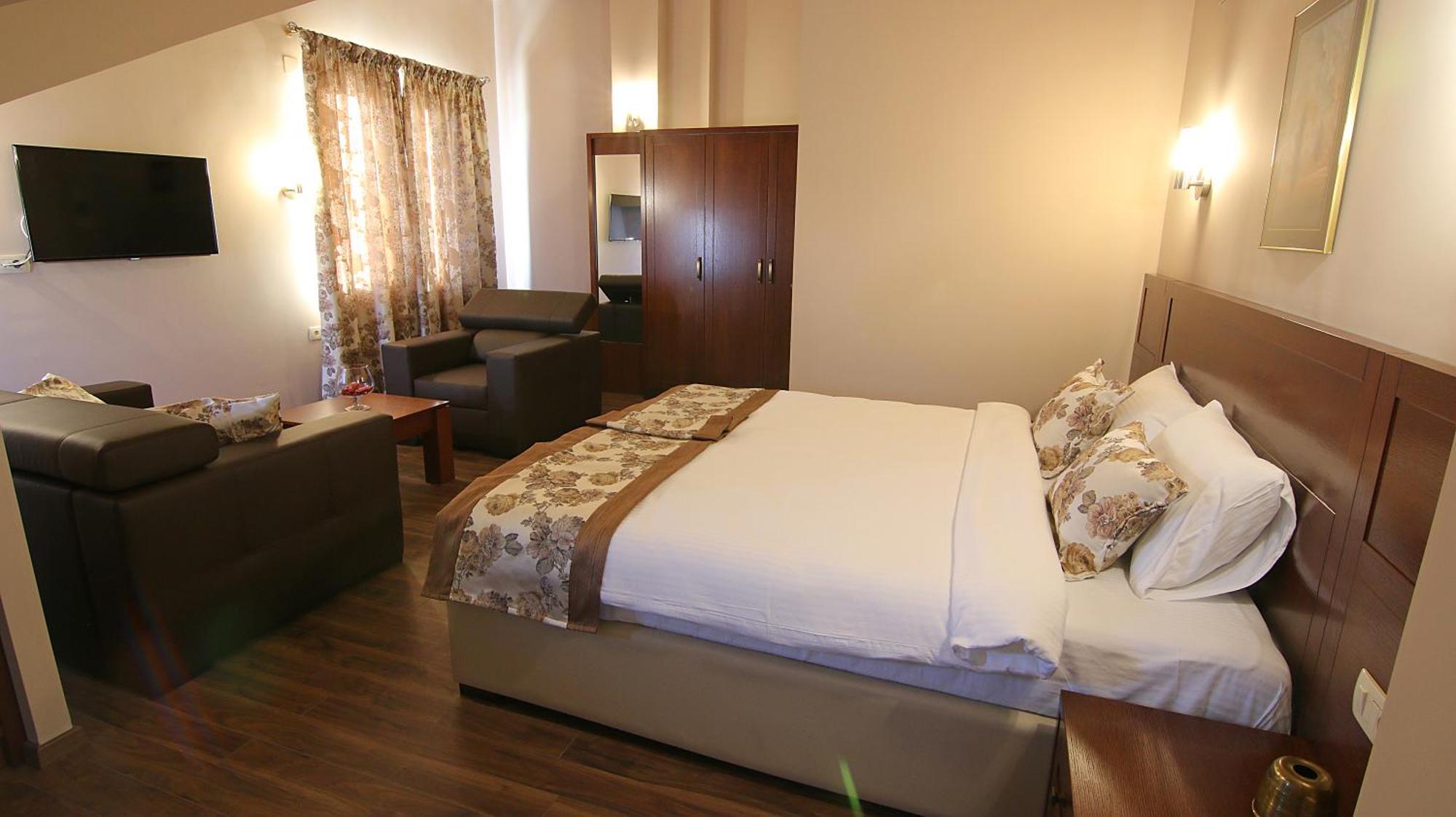 Hotel Vlaho Skopje Bilik gambar