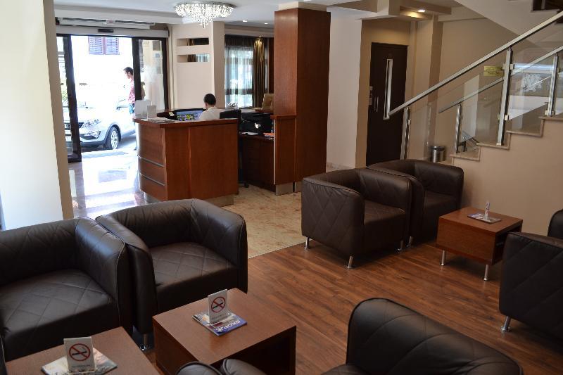 Hotel Vlaho Skopje Luaran gambar